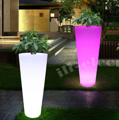 عالية مستديرة مضاءة LED بلاستيكي وعاء الزهور / زرع الزهور