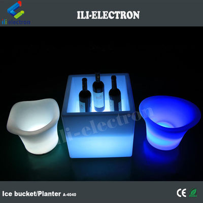 مربع PE البلاستيكية المضيئة LED دلو الثلج / LED وعاء الزهور / زرع الزهور