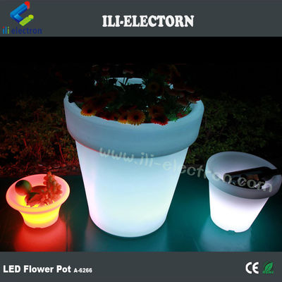 إضاءة ملونة LED زرع زهور بلاستيكي لتزيين الحديقة