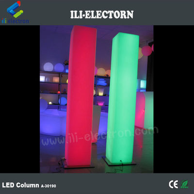 جهاز التحكم عن بعد بالإنفاراد LED الملونة الزخرفية الركائز الزفافية البلاستيكية الأعمدة