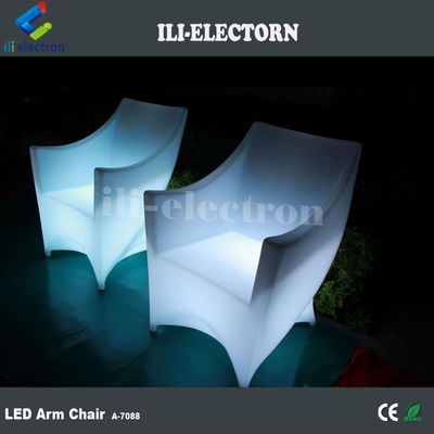 100%PE البلاستيك القابل لإعادة الشحن الأربعة أضعاف الضوء LED الأريكة الأريكة