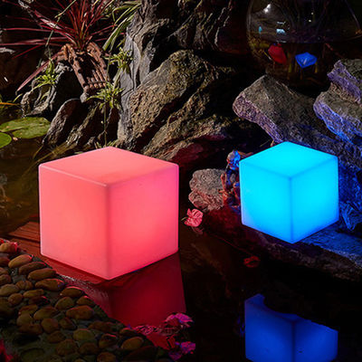 التحكم عن بعد LED مكعب ضوء ليلي مضاء Rgb تغيير اللون بطارية قابلة لإعادة الشحن