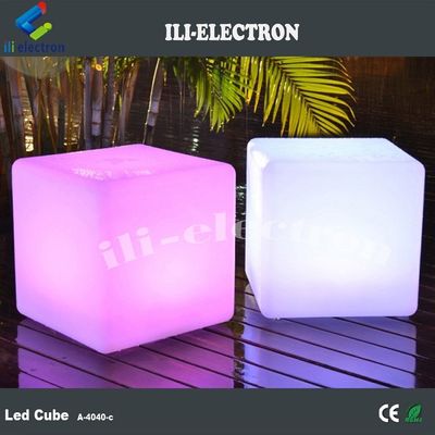 التحكم عن بعد RGB تغيير اللون البطارية قابلة لإعادة الشحن بلاستيكية مضاءة مكعب الضوء