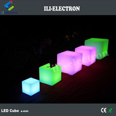 التحكم عن بعد RGB تغيير اللون البطارية قابلة لإعادة الشحن بلاستيكية مضاءة مكعب الضوء