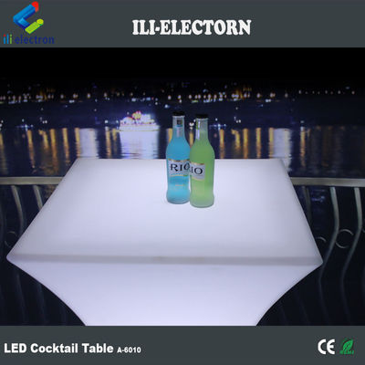 مبيعات ساخنة الحفلات الحديثة الأحداث والحانة المستخدمة عن بعد تغيير الألوان الزخرفية LED مربع طاولة الكوكتيل