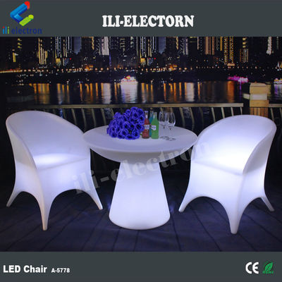 طاولة طعام LED ذات البلاستيك القابل لإعادة الشحن