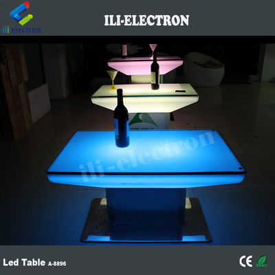 طاولة طعام LED بلاستيكية مربعة تتغير اللون في الهواء الطلق والداخلي