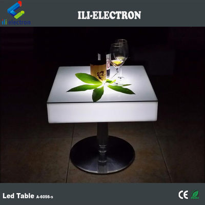 طاولة مضيئة LED من البلاستيك PE المستخدمة تجارياً