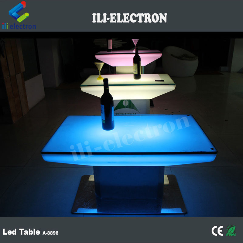 طاولة طعام LED بلاستيكية مربعة تتغير اللون في الهواء الطلق والداخلي